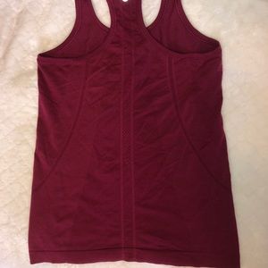 Lulu lemon swiftly tank top
